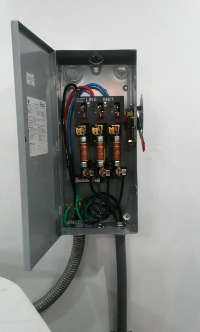 Three-phase disconnect switch installed for Smoke Detector Installation in Fairfield
